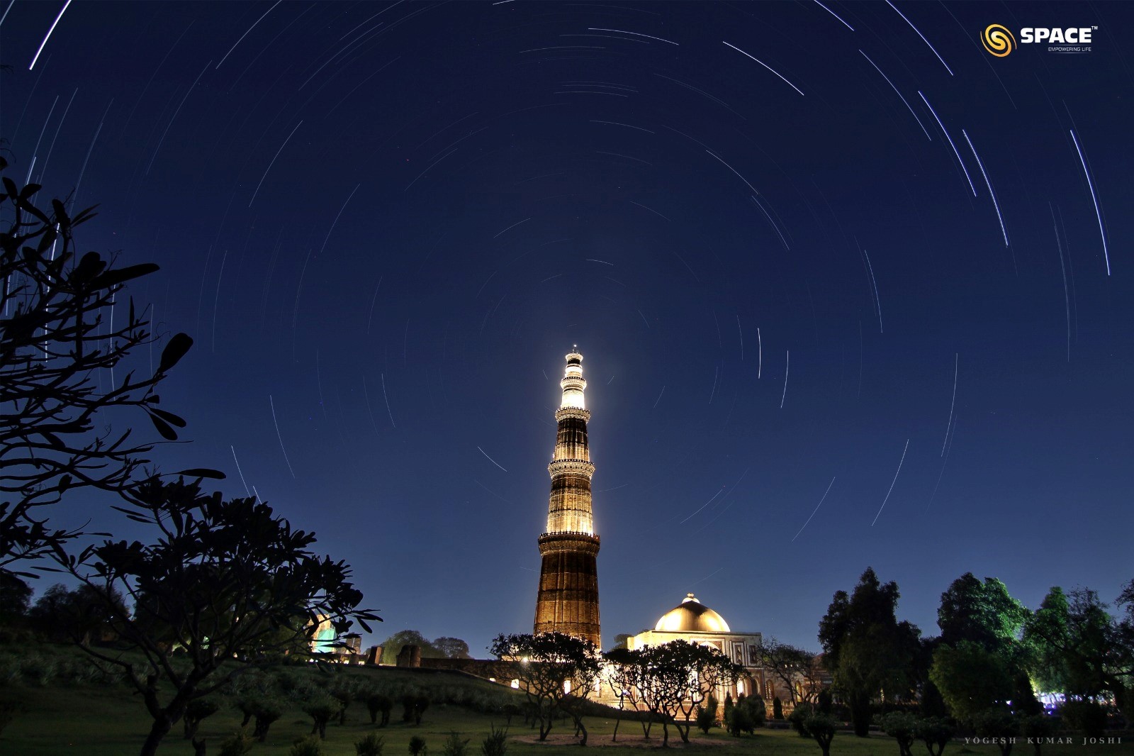 Lunar Observation at Qutub Minar : Astro Night Sky Tourism