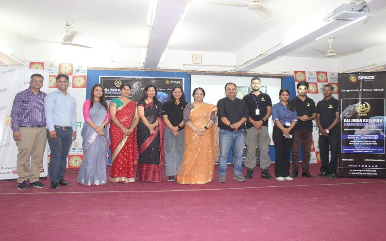 A collective photograph featuring the teaching staff of the school in Jaipur