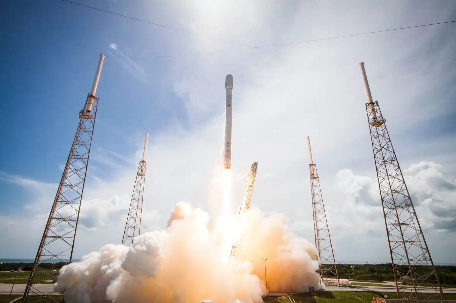 Photo credit SpaceX, from the Falcon 9 launch