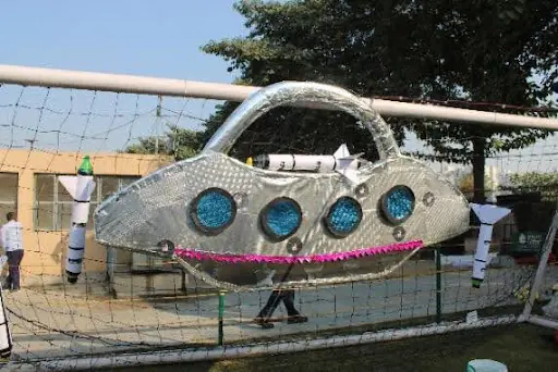 Big UFO Prop