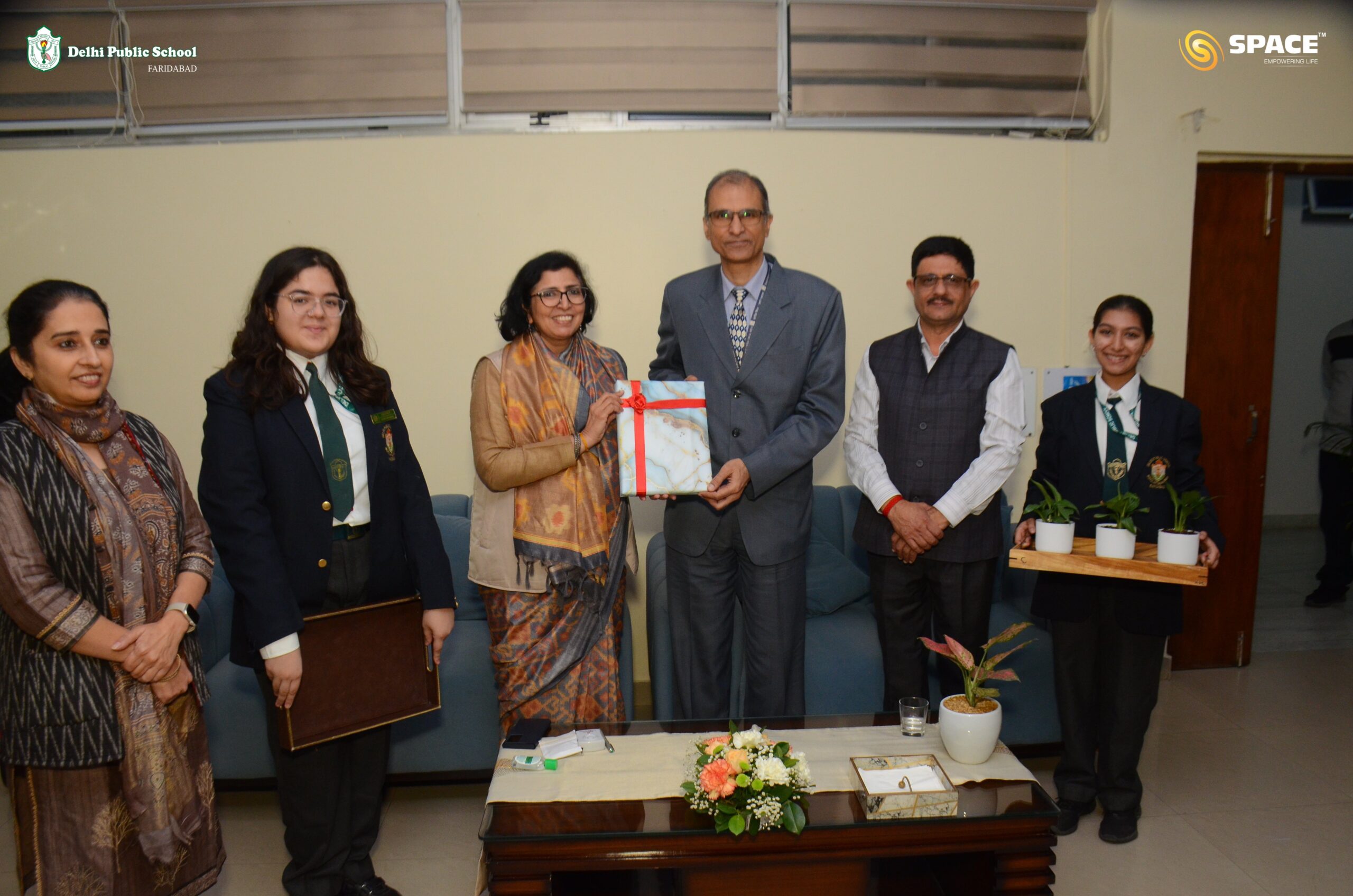 Guest Felicitation by School