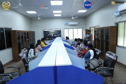 Teachers of Mahoba enhancing their understanding of asteroid discovery through experiential learning